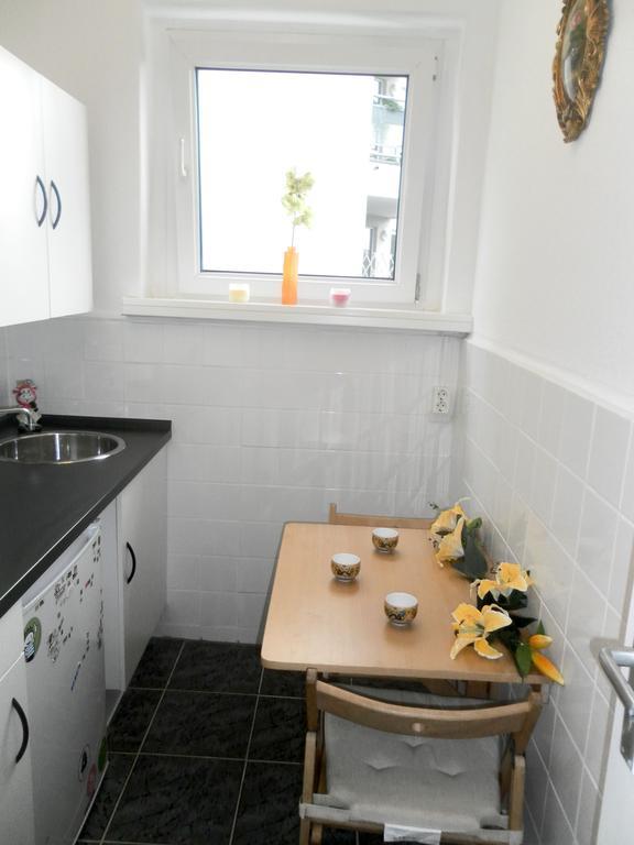 Apartamento Heart Of Berlín Habitación foto